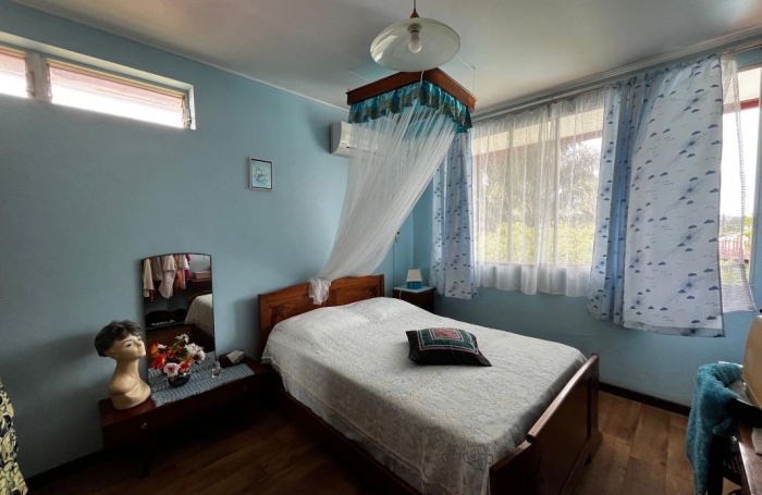Vente Maison 247m&sup2; 6 pièces Remire Montjoli