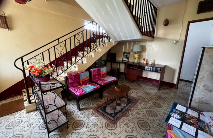 Vente Maison 247m&sup2; 6 pièces Remire Montjoli