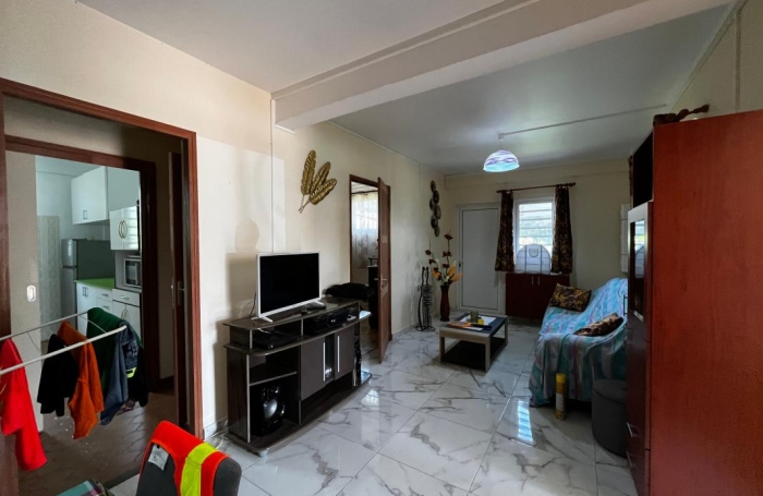 Vente Maison 247m&sup2; 6 pièces Remire Montjoli