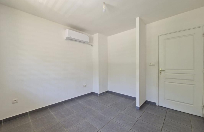 Location Appartement 49.75m&sup2; 3 pièces Remire Montjoli