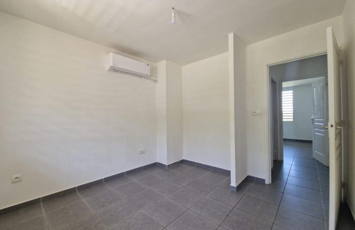 Location Appartement 49.75m&sup2; 3 pièces Remire Montjoli