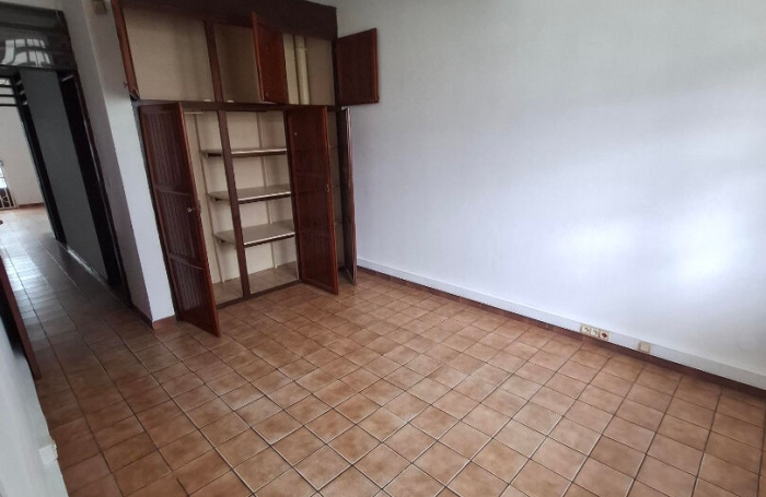 Location Bureaux 60m&sup2; Cayenne