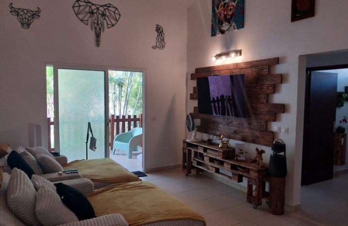 Vente Maison 139m&sup2; 6 pièces Remire Montjoli
