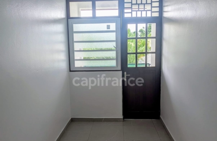 Vente Immeuble 247m&sup2; 11 pièces Cayenne