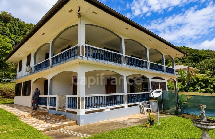 Vente Immeuble 270m&sup2; 9 pièces Remire Montjoli