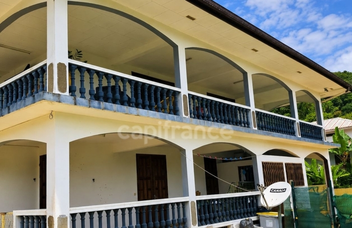 Vente Immeuble 270m&sup2; 9 pièces Remire Montjoli
