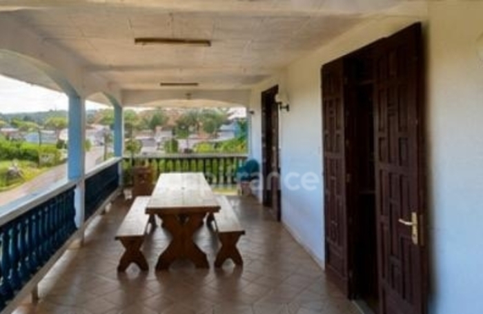 Vente Immeuble 270m&sup2; 9 pièces Remire Montjoli