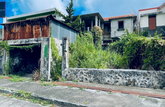 Maison de ville à rénover à vendre - Vauclin