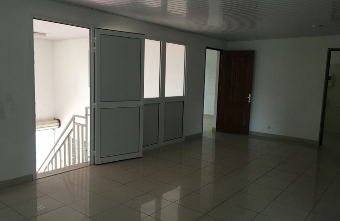 Location Bureaux 208m² Sainte Luce