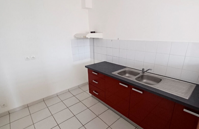 Location Appartement 66m² 3 pièces Fort de france