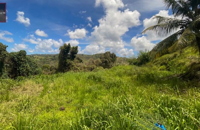 Terrain de 1 074 m2 à vendre à Sainte-Luce