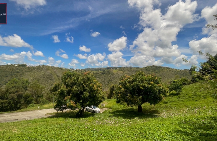 Terrain de 1 074 m2 à vendre à Sainte-Luce