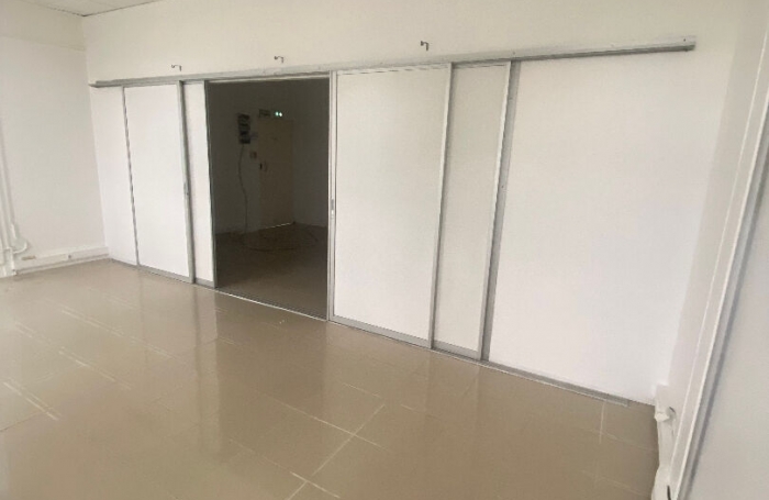 Location Local commercial 50m² Le Lamentin