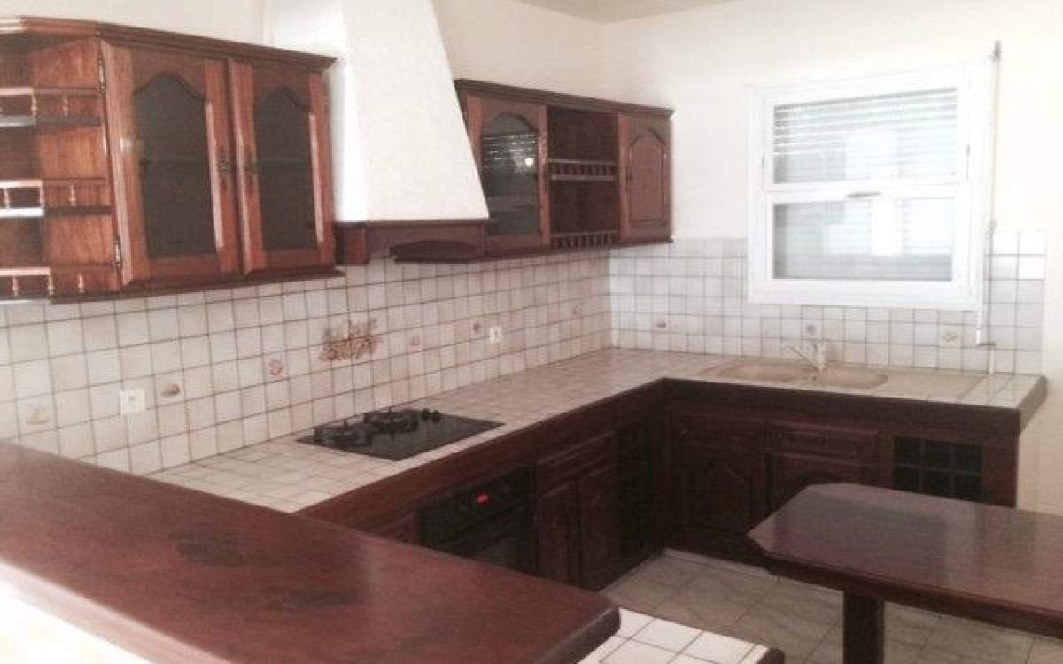 Le Robert - Villa T5 sur 2 niveaux - 1500€/mois