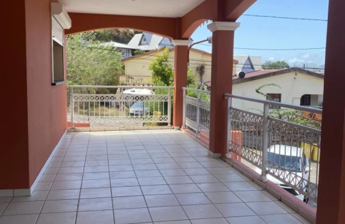 Location Appartement 120m&sup2; 3 pièces Les Anses d'Arlet