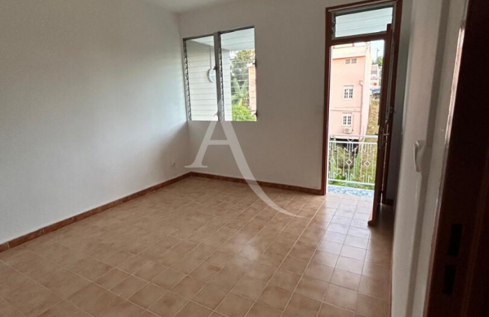 Location Appartement 67.88m² 3 pièces Schoelcher