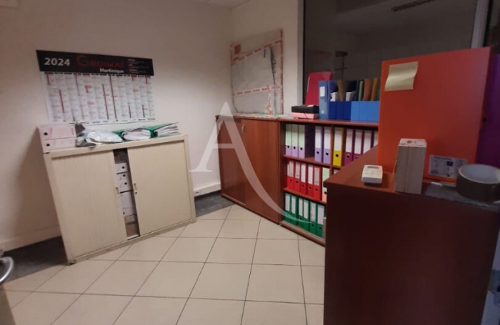 Location Bureaux 57.27m² Fort de france