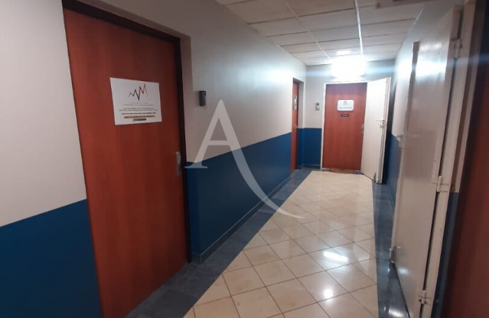 Location Bureaux 57.27m² Fort de france