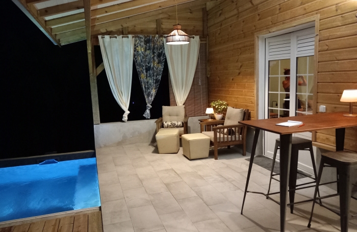 Ensemble immobilier sur grand terrain, idéal investissement - SAINTE-LUCE