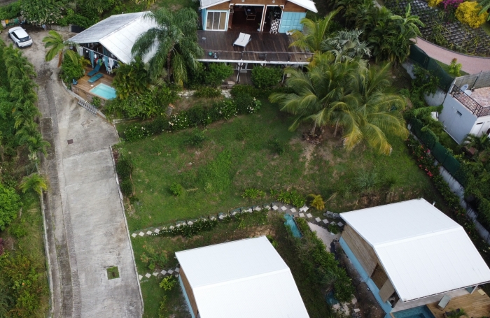 Ensemble immobilier sur grand terrain, idéal investissement - SAINTE-LUCE