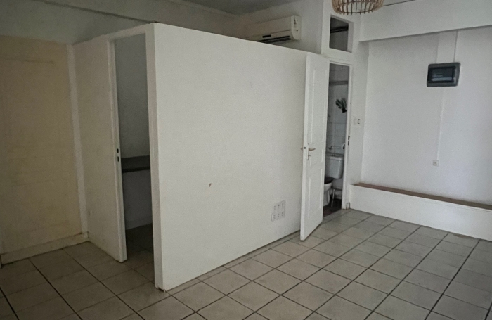 Location Local commercial 48m&sup2; Le Robert