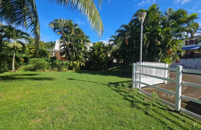 Charmante villa F5 avec piscine au calme