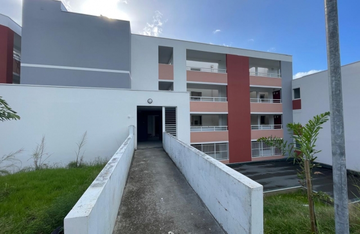 Appartement T3 à louer   Résidence neuve secteur pointe des sables fdf  -  1 070€/mois - Disponible fin juille