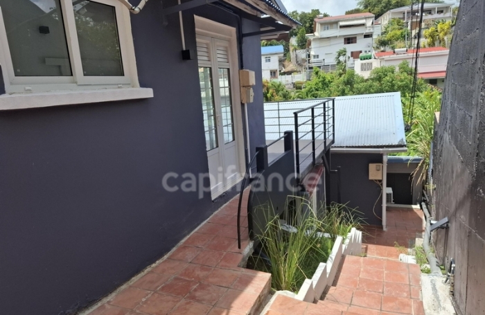 Vente Immeuble 164m&sup2; 9 pi&#232;ces Schoelcher