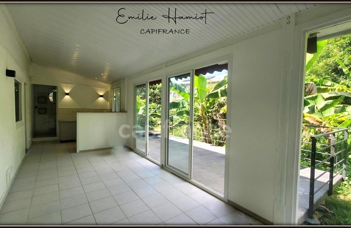 Vente Immeuble 164m&sup2; 9 pi&#232;ces Schoelcher
