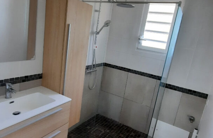 Location Appartement 78.89m² 3 pièces La Trinité