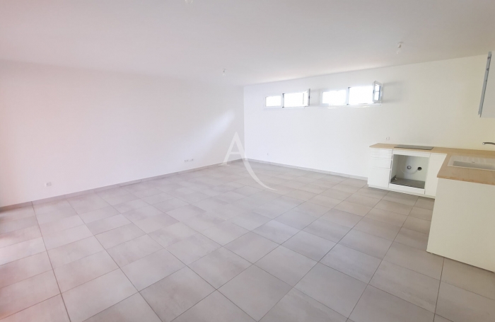 Location Appartement 78.89m² 3 pièces La Trinité