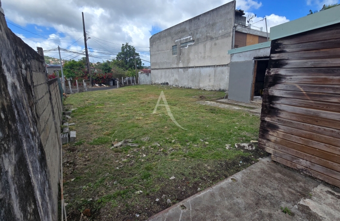 Vente Terrain 348m² Fort de france