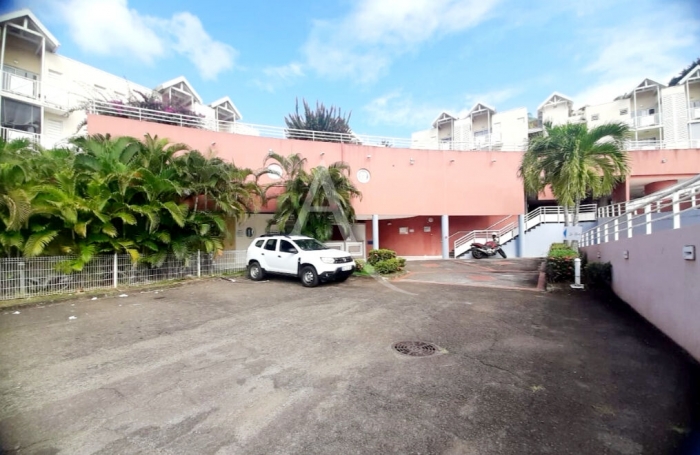 Vente Divers 16.59m² 1 pièce La Trinité