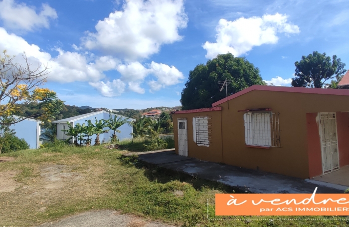 Maison à rénover à la Pointe du Bout - LES TROIS-ILETS