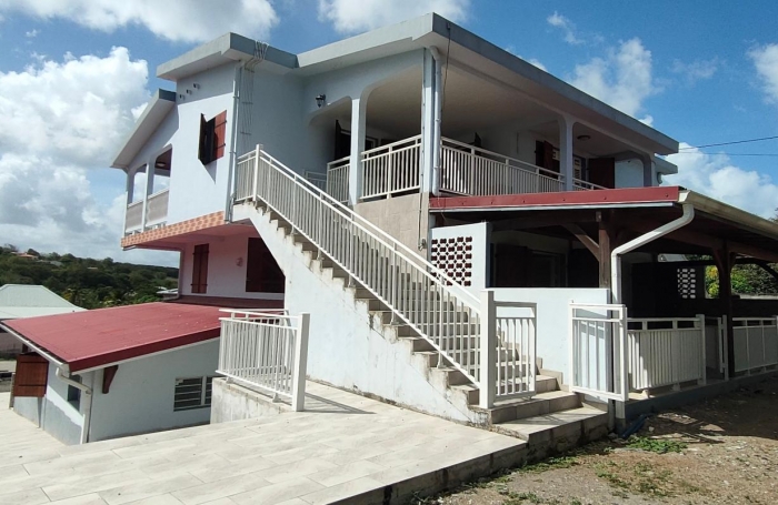 Vente Immeuble 357m&sup2; 14 pi&#232;ces Le Vauclin