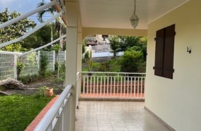 Location Maison 84.91m&sup2; 4 pi&#232;ces Saint-Joseph