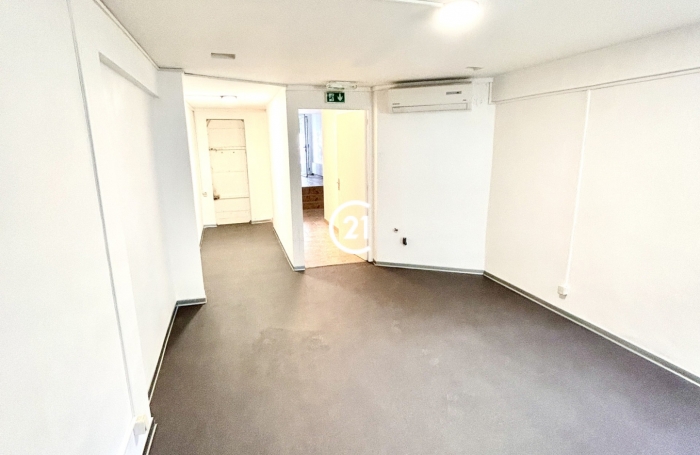 Location Local commercial 97200