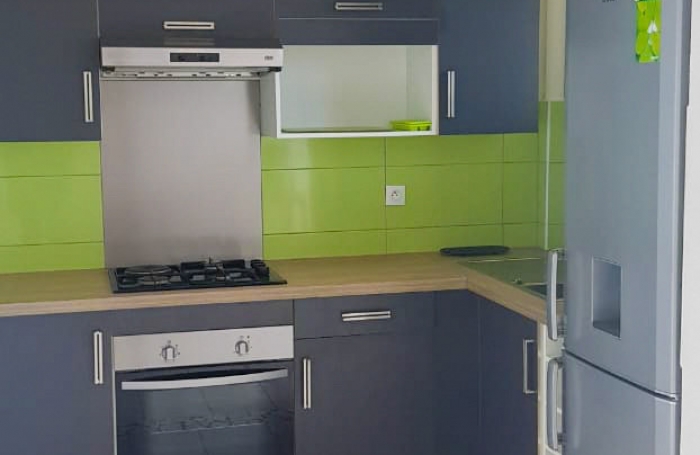 Appartement T2 en location avec balcon vitré à Fort-De-France