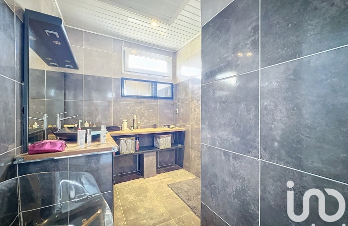 Vente Immeuble 122m&sup2; Le Lamentin