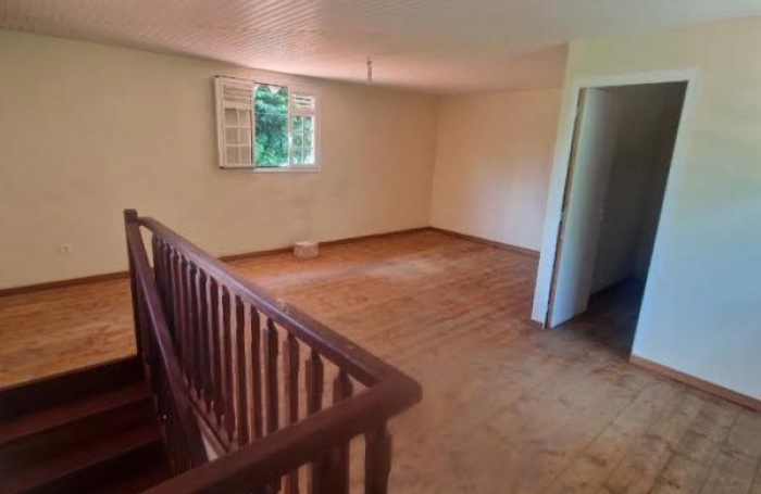 Vente Maison 235m&sup2; 9 pi&#232;ces Le Lamentin
