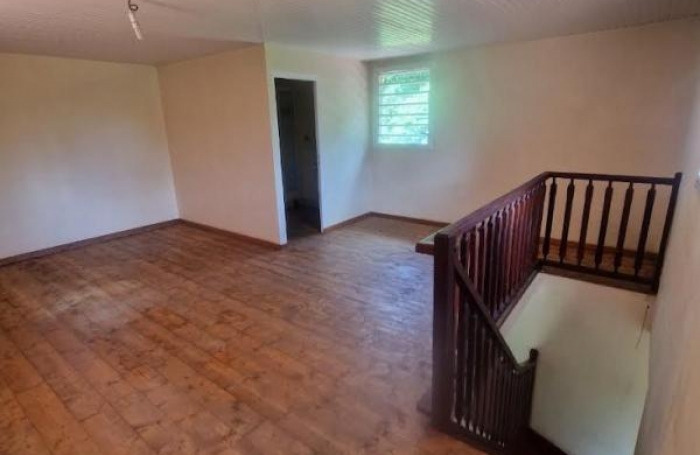 Vente Maison 235m&sup2; 9 pi&#232;ces Le Lamentin