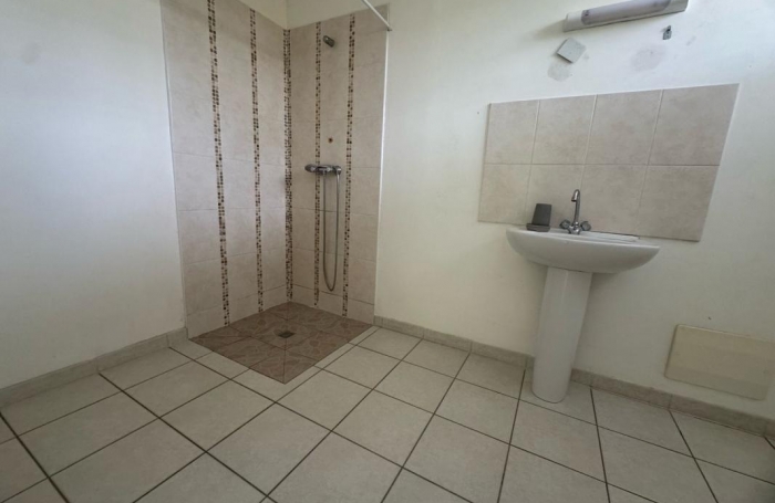Location Maison 80m&sup2; 4 pi&#232;ces Gros Morne