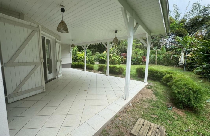 Location Maison 80m&sup2; 4 pi&#232;ces Gros Morne