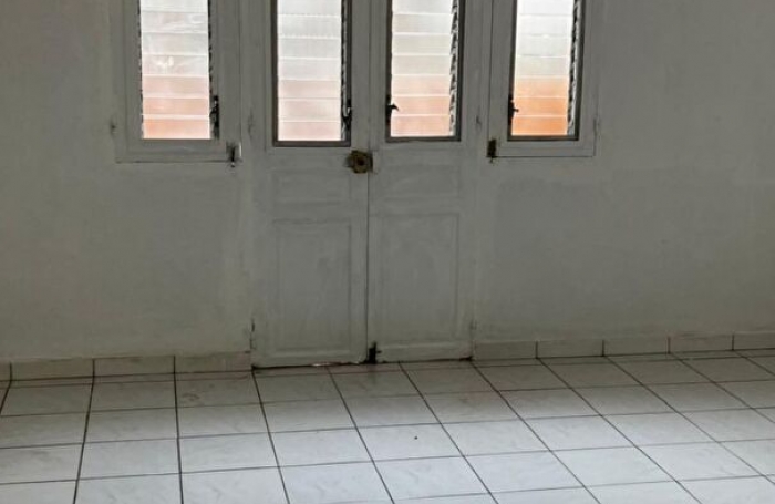 Location Appartement 63.46m² 3 pièces Fort de france