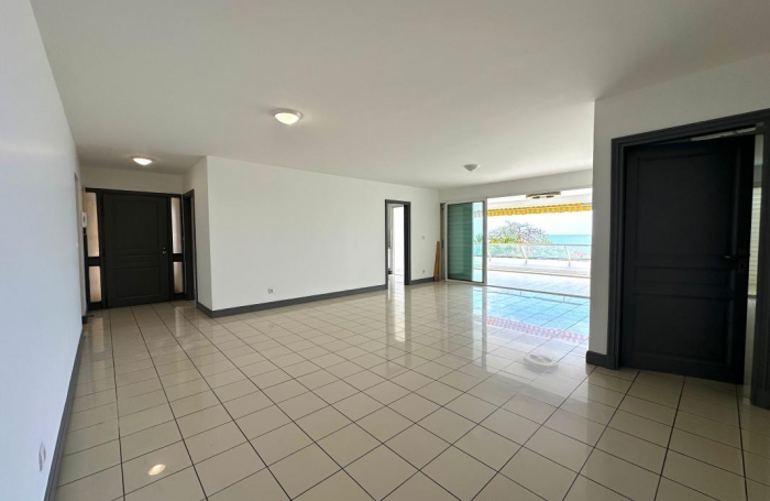Location Appartement 146.28m&sup2; 5 pi&#232;ces Schoelcher