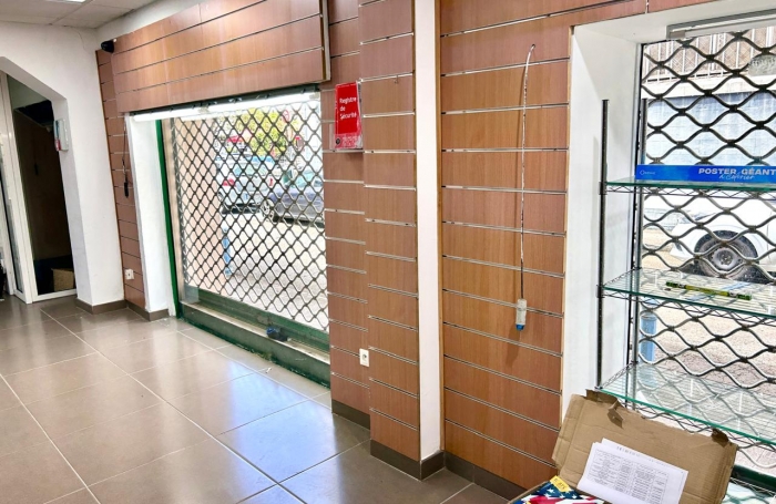 FORT DE FRANCE - A LOUER - Local professionnel de 120 m2