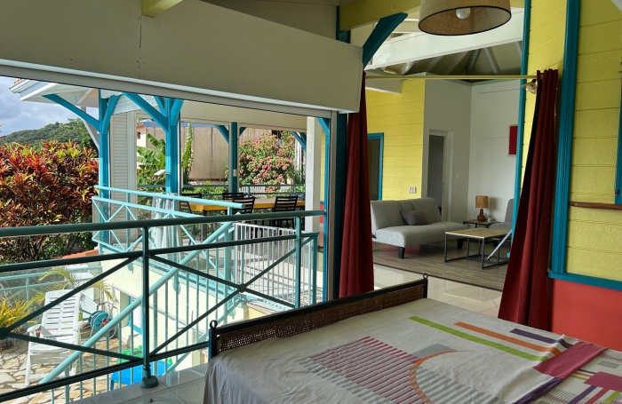 Magnifique résidence créole de 7 logements avec piscine et belle vue