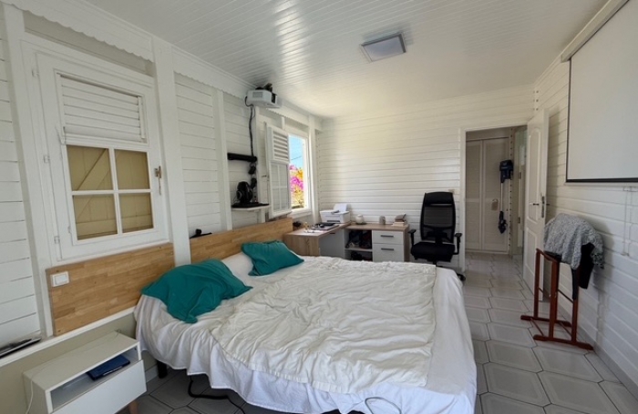 Belle villa de type F4  avec piscine et vue mer - Pointe Savane - Le Robert