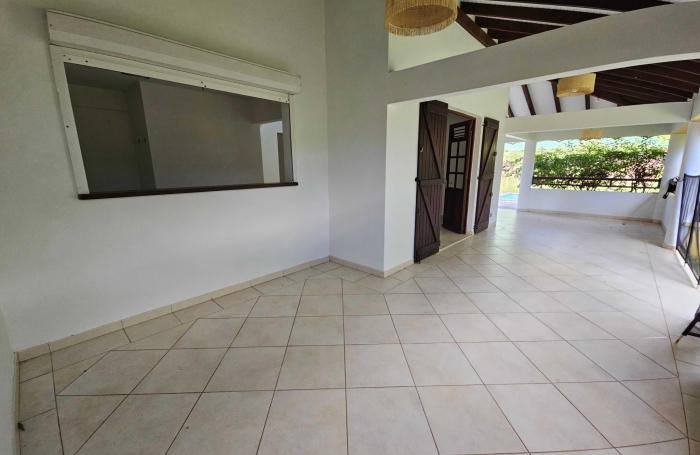 F5 jumelée avec piscine, top emplacement