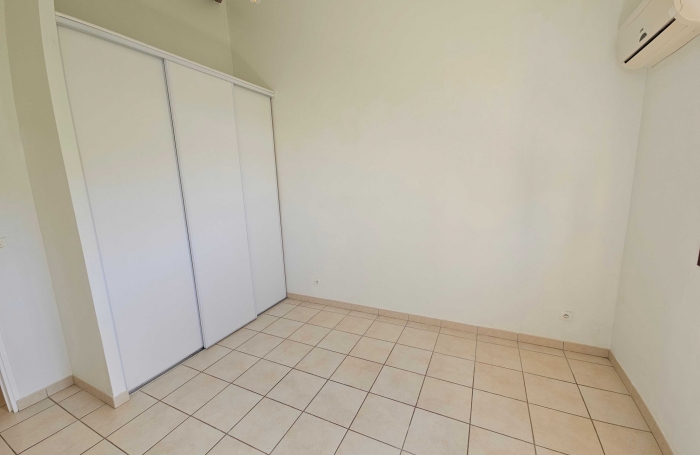 F5 jumelée avec piscine, top emplacement